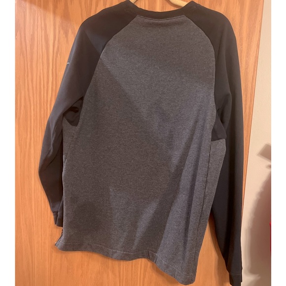 *NWOT* Detroit Pistons Nike Long Sleeve |Size Large| - Picture 2 of 2